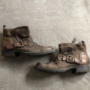 Earth origins brown real leather ankle booties Jericho stone size 8 EUC
